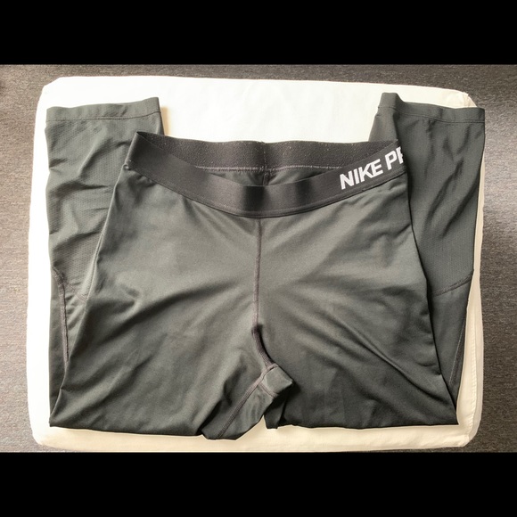 Nike Pro 3/4 Length Dri-Fit Tights/Leggings - Picture 3 of 10